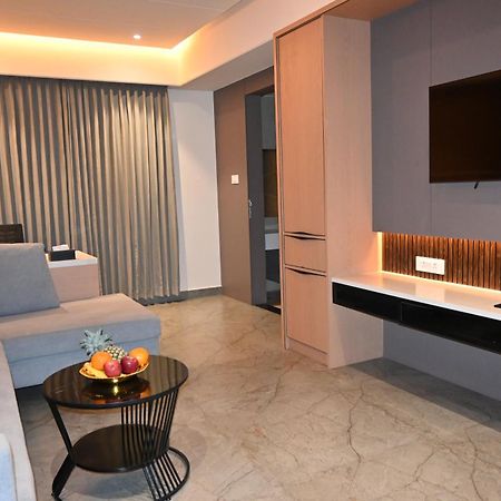 Vantara Suites Vellore Kültér fotó