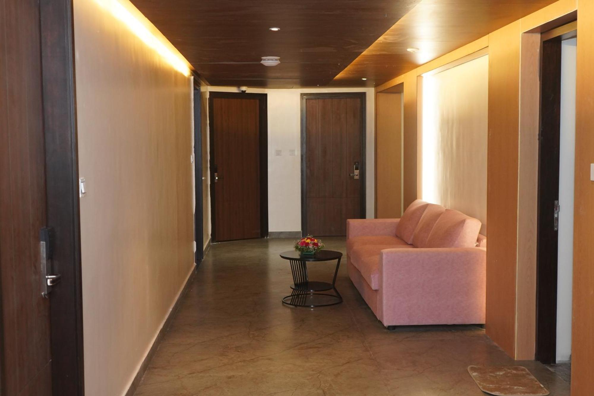 Vantara Suites Vellore Kültér fotó