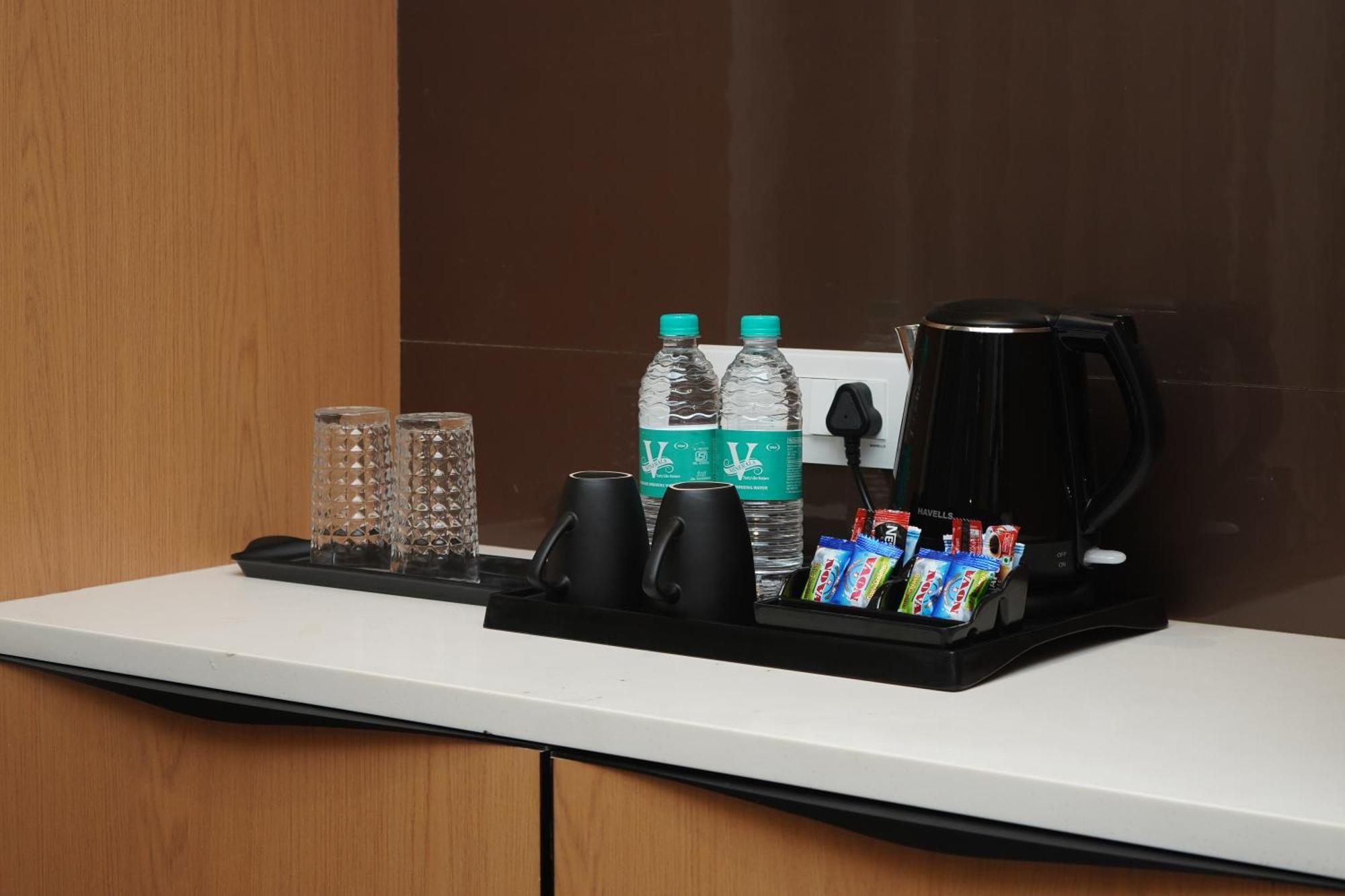 Vantara Suites Vellore Kültér fotó
