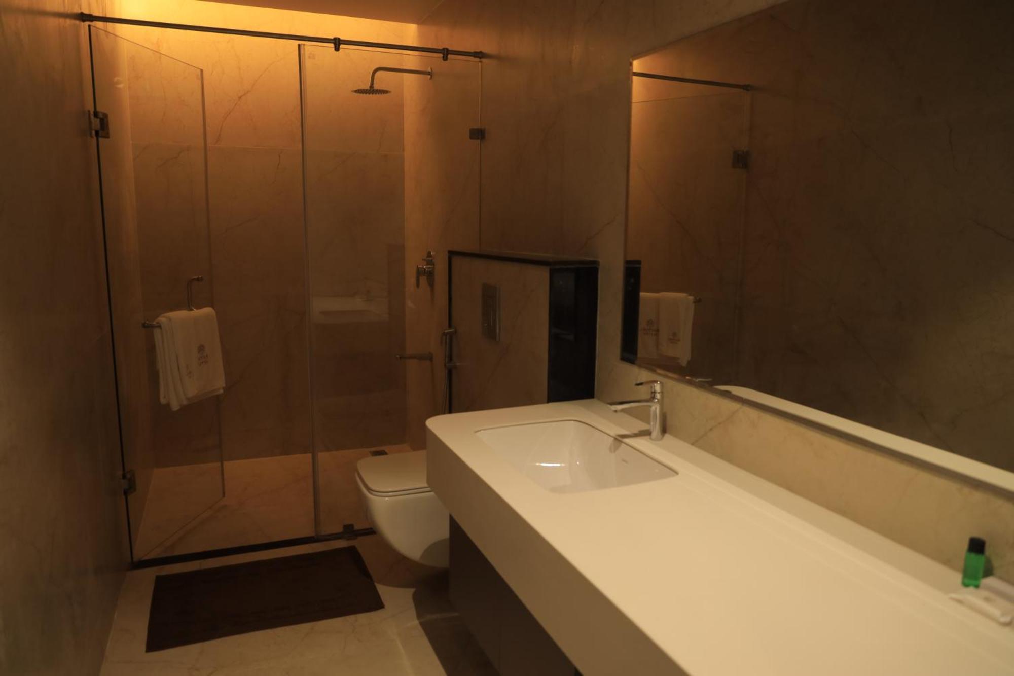 Vantara Suites Vellore Kültér fotó